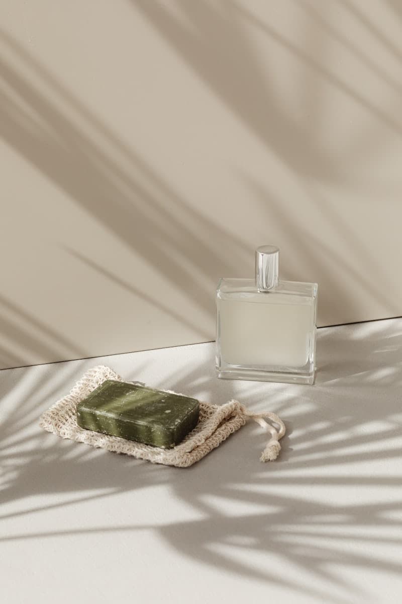 LUXE PARFUM ローズエリクシル 香水ボトル